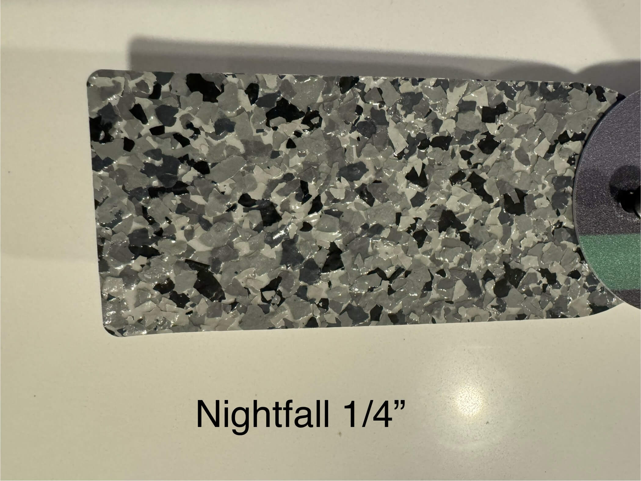 Nightfall 1/4 inch flake