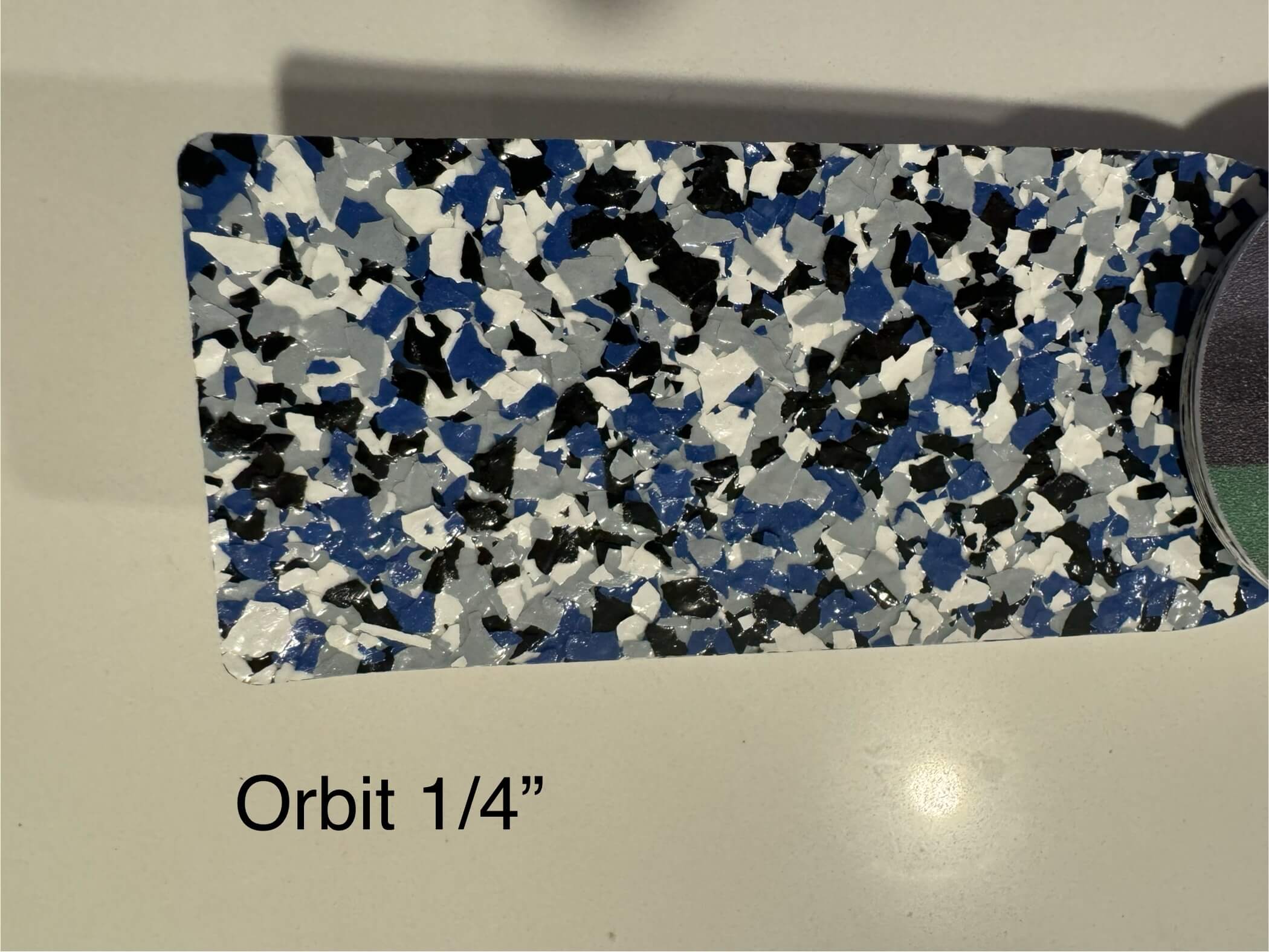 Orbit 1/4 inch flake
